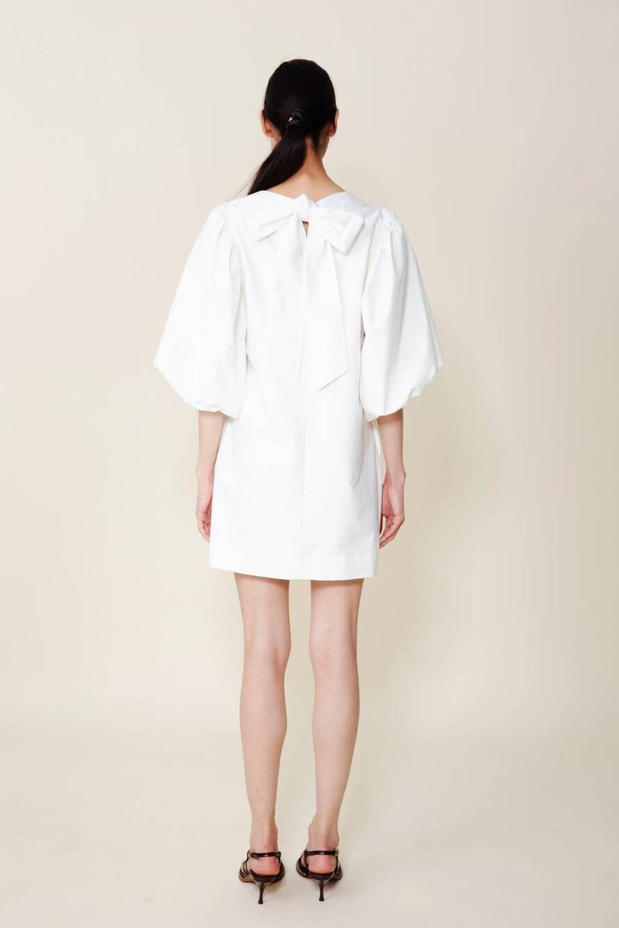 NEW DU PARADIS linnea balloon sleeves dress in white - Picture 2 of 2